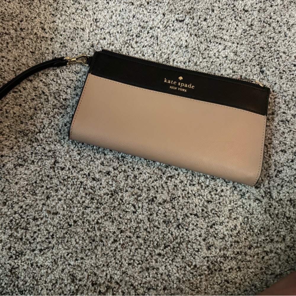 Kate Spade Wristlet